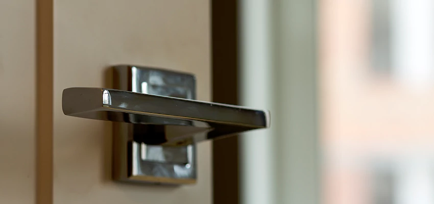 Door Lever Knob Repair in Woodland, California