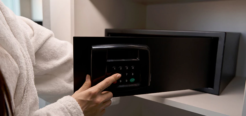 Safe Unlocking Service Company in Woodland, California