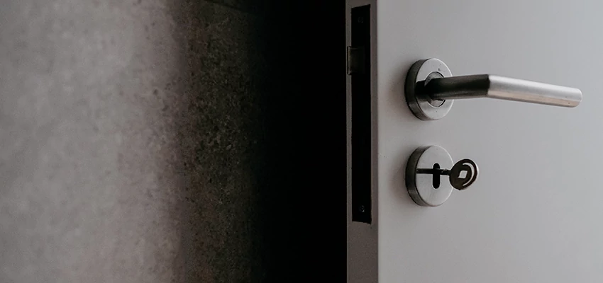 Front Door Handle Repair And Installation in Woodland, CA